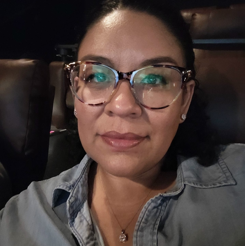 Meet your Posher, Gina